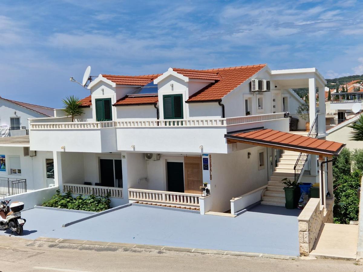 Apartments Bubalo Hvar Town Luaran gambar