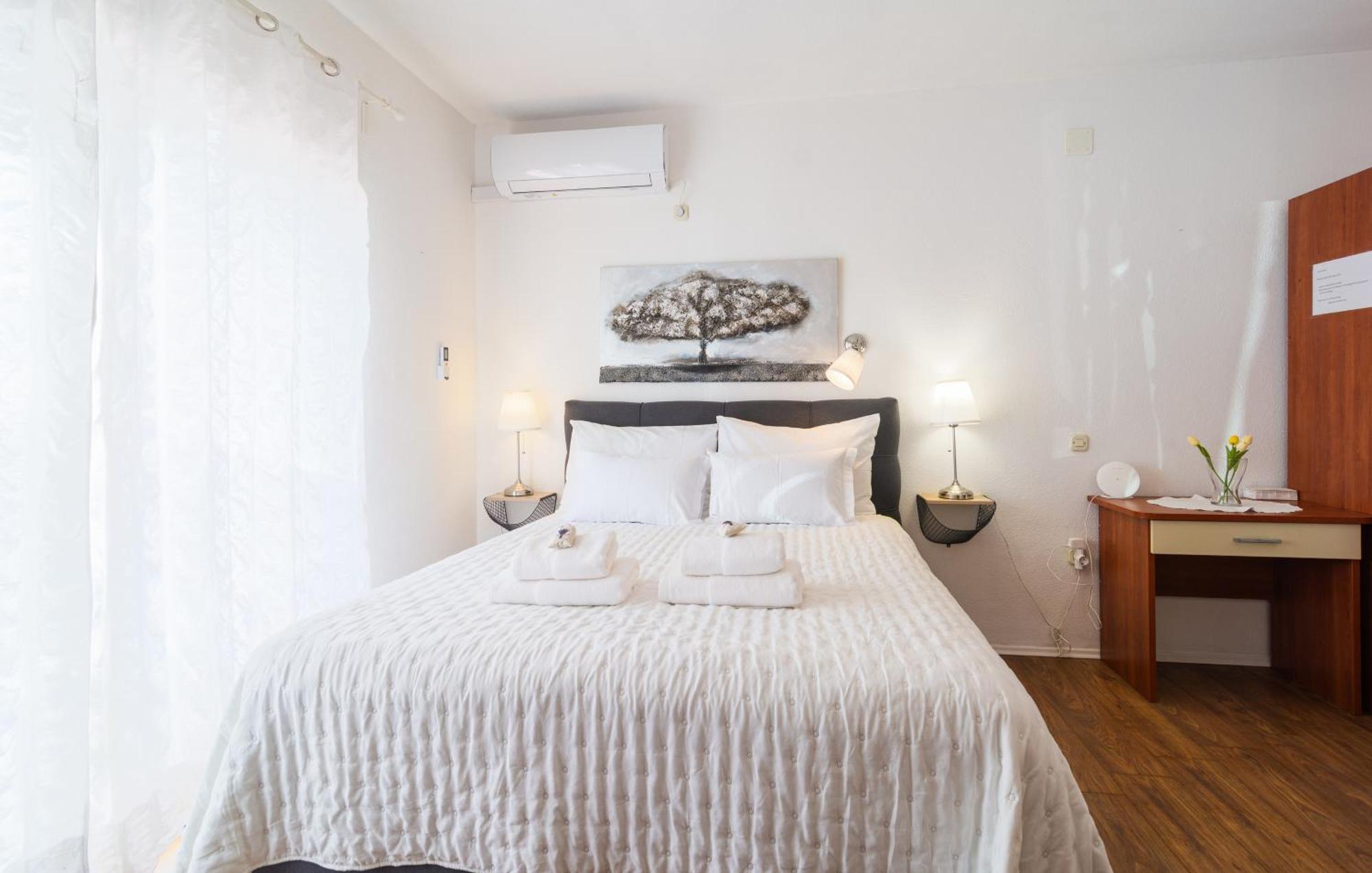 Apartments Bubalo Hvar Town Bilik gambar