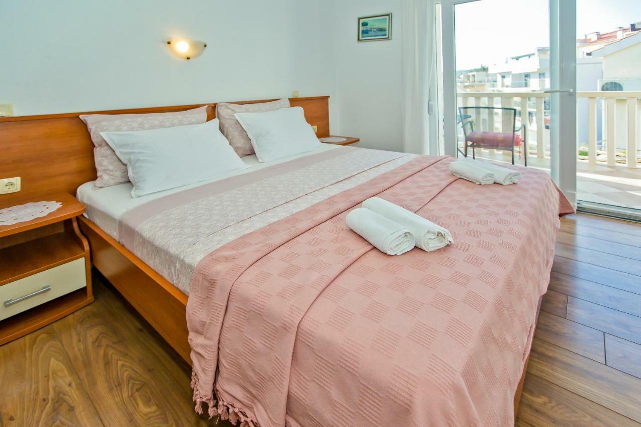 Apartments Bubalo Hvar Town Luaran gambar